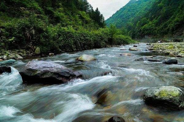 石阡龙川河(古称"龙底江)