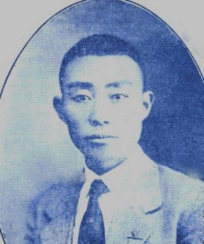 毛光翔抗战爆发后,日侨纷纷撤离回国,但岩濑妇佐却选择了邓光济和他的