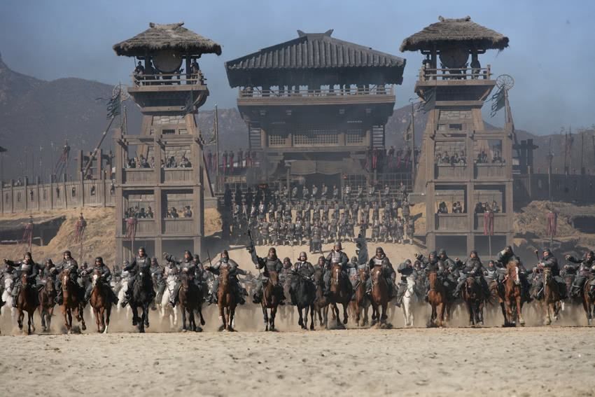 在我国古代,"营"是指军队的一级建制单位,较早出现于东汉.