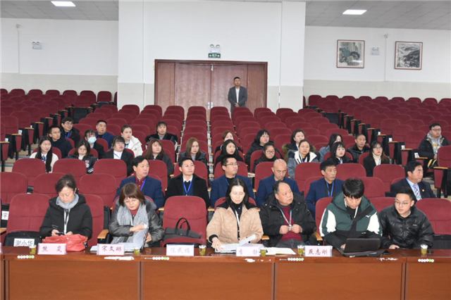 景阳中学:2020年贵阳市民办普通高中办学水平评估专家组开展评估工作