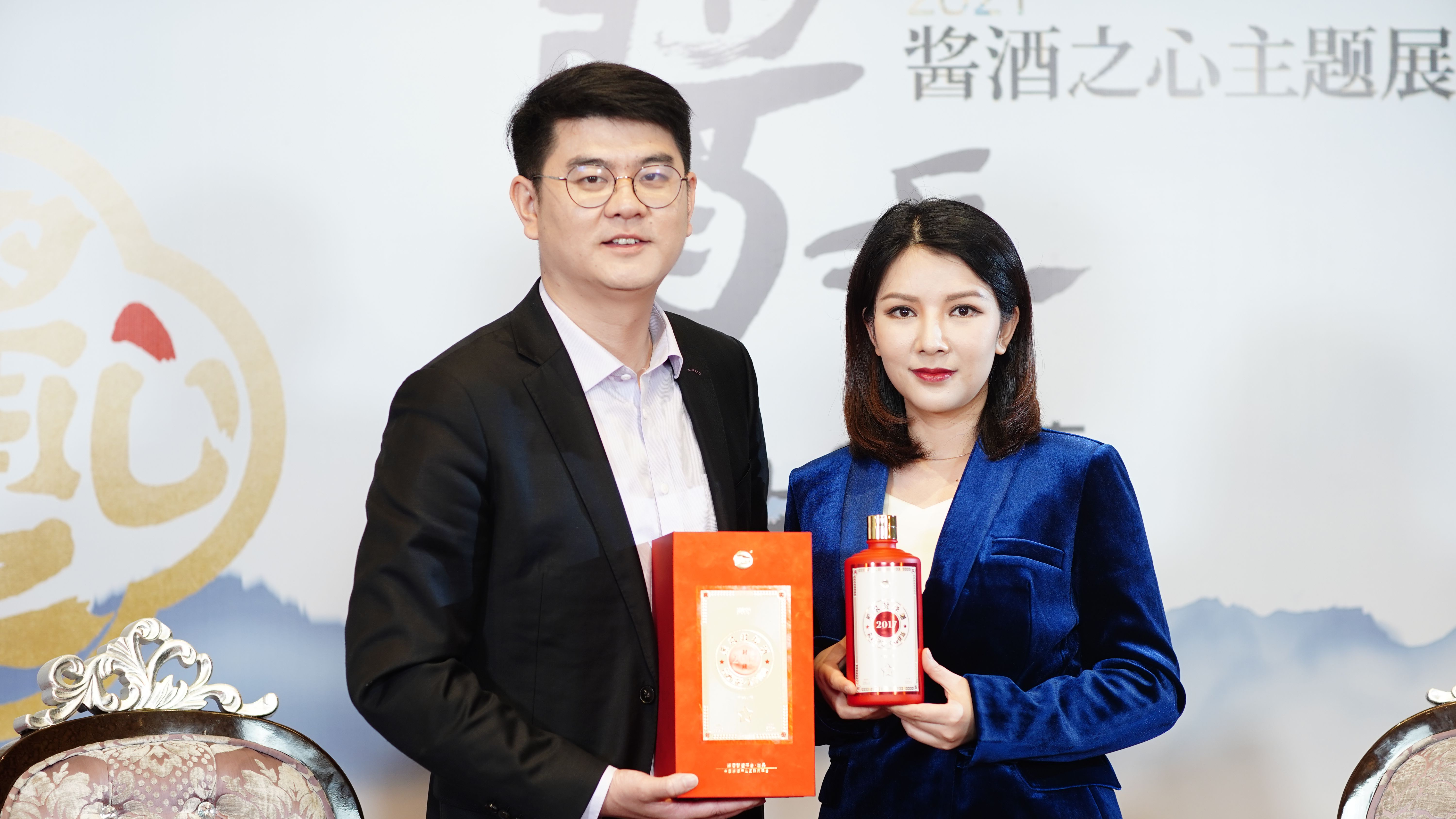 酱香中国专访人物对话酱酒智造平台执行总裁王新玉