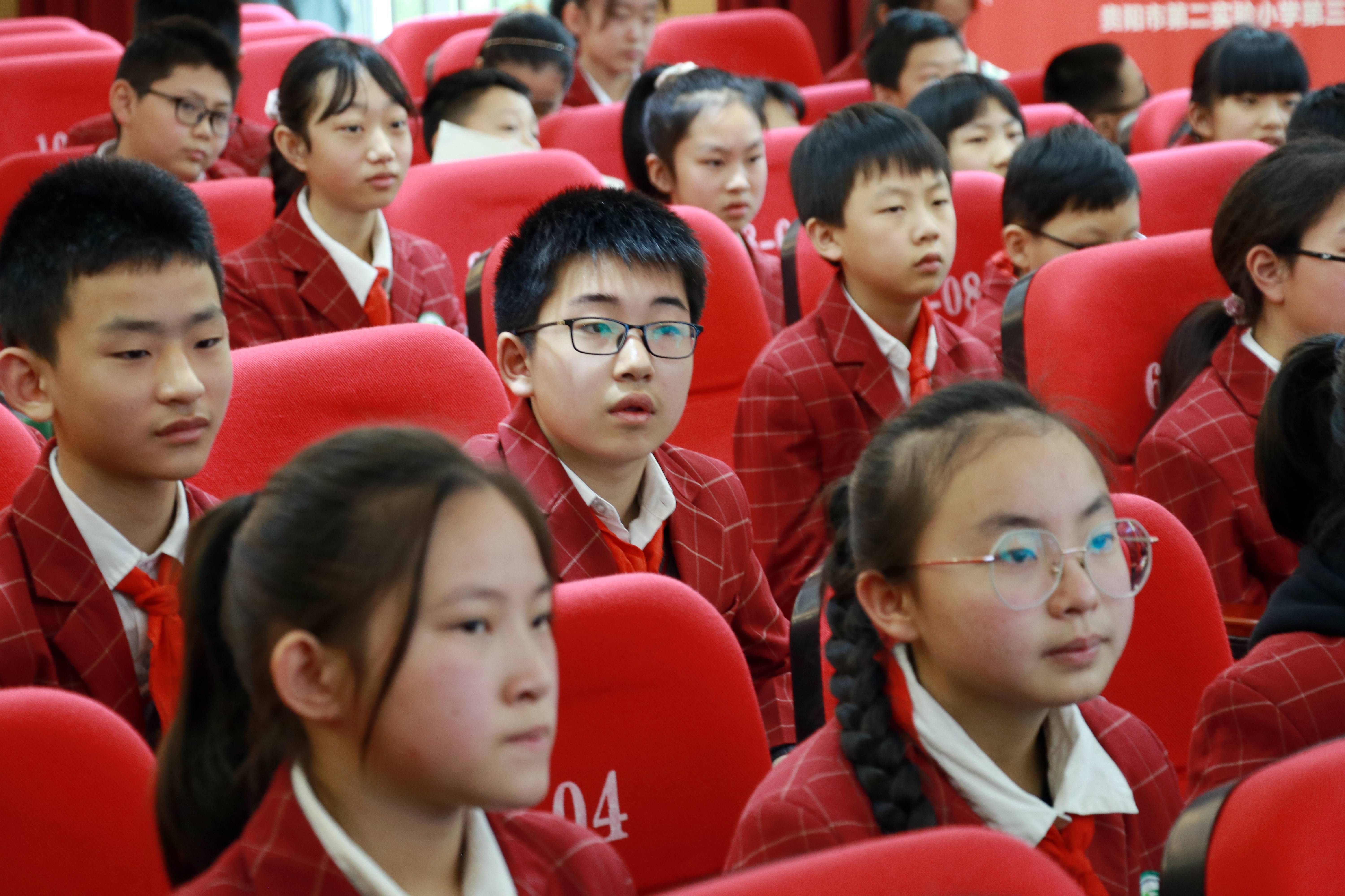 我是辩手我为劳动代言贵阳市第二实验小学举办首届校园辩论赛