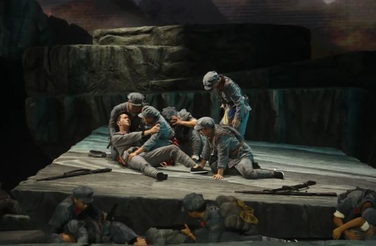 文艺苑丨舞台剧困牛山红军壮举一大波剧照来袭