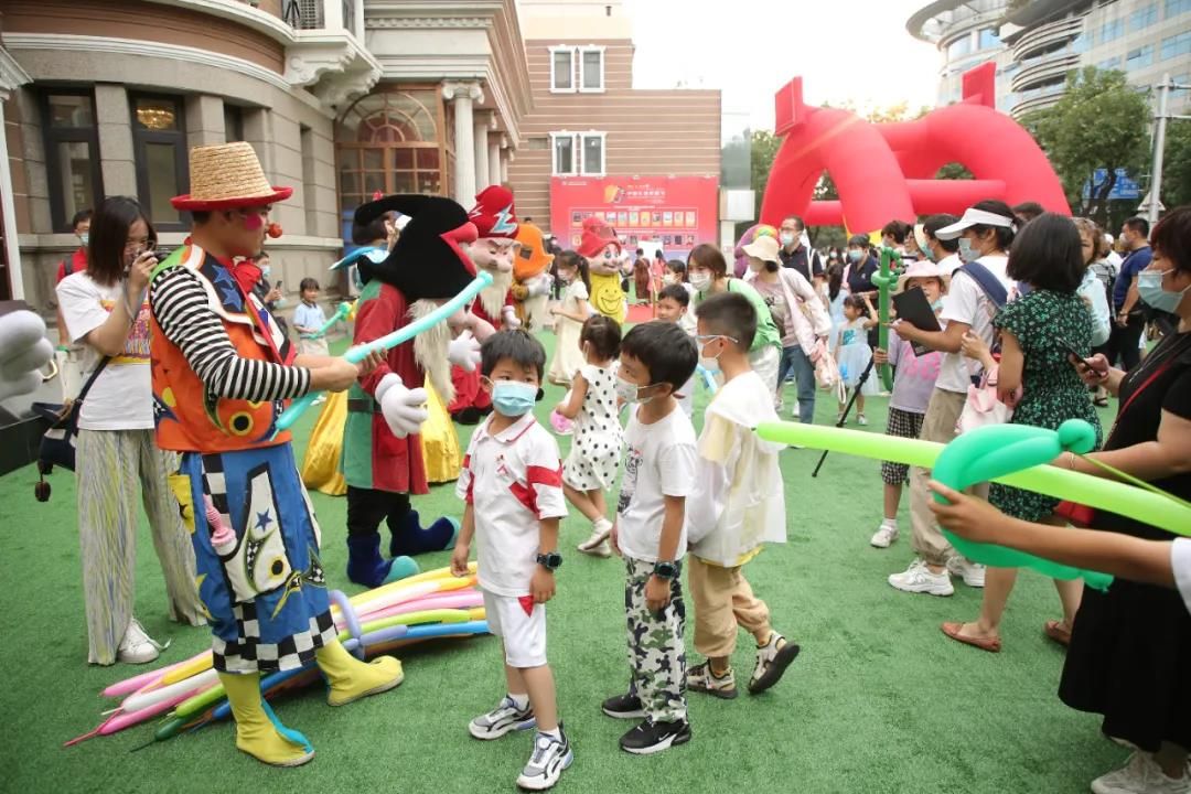 7月16日中国儿童戏剧节开幕式戏剧嘉年华活动现场