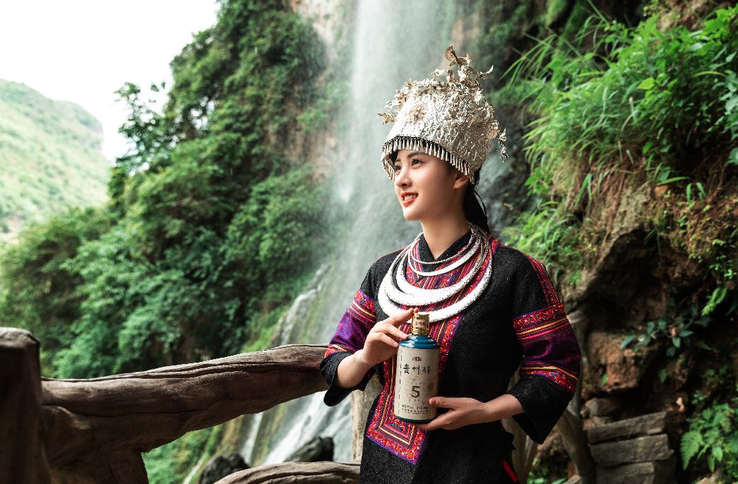 明星代言危机之下贵州醇大胆启动员工代言计划