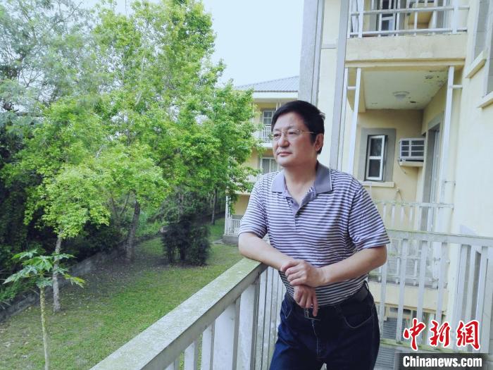 作者朱晓军 人民文学出版社供图 作者朱晓军 人民文学出版社供图