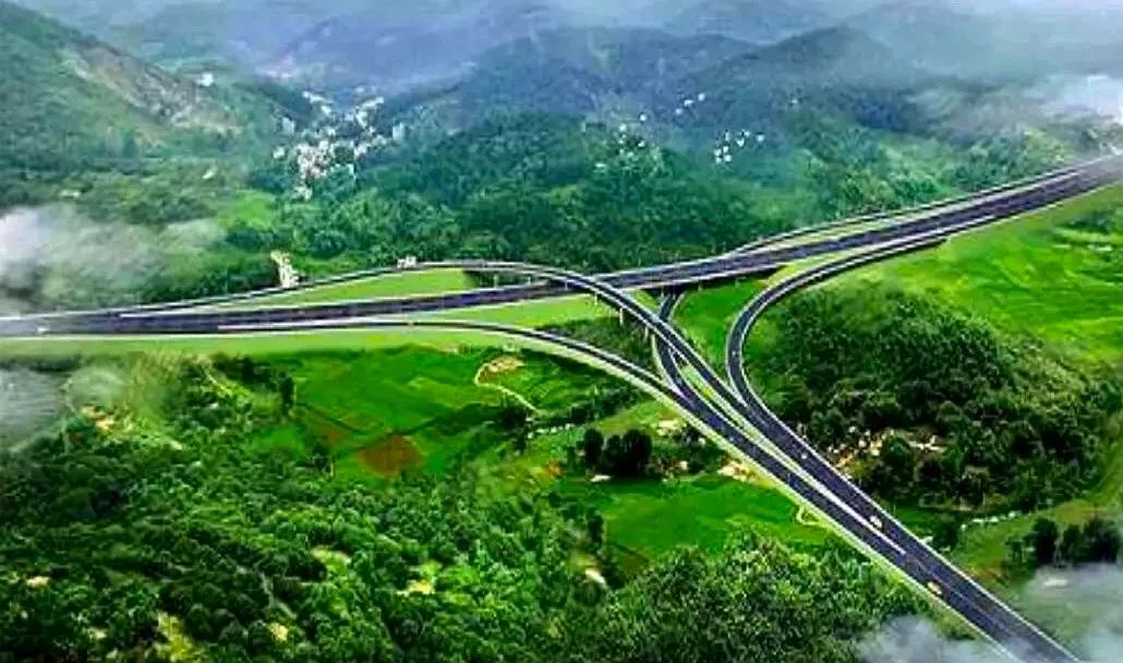 金仁桐高速首座长隧道提前两个月贯通