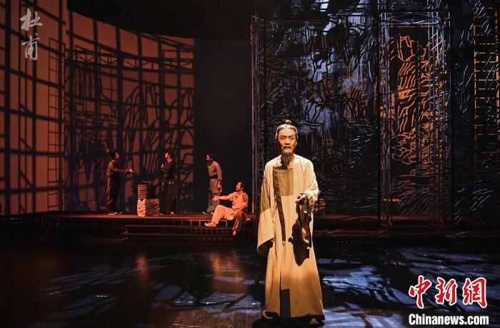 北京人艺《杜甫》再度上演？　李春光 摄