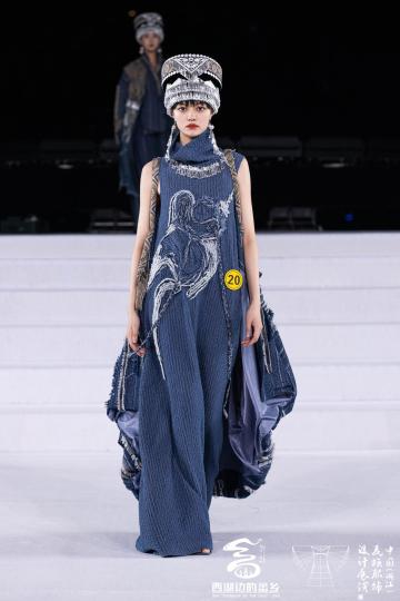 第四届中国(浙江)民族服饰设计展演。　主办方 供图