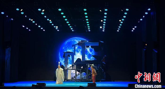 音乐剧《九歌》首演。　张雪盈 摄