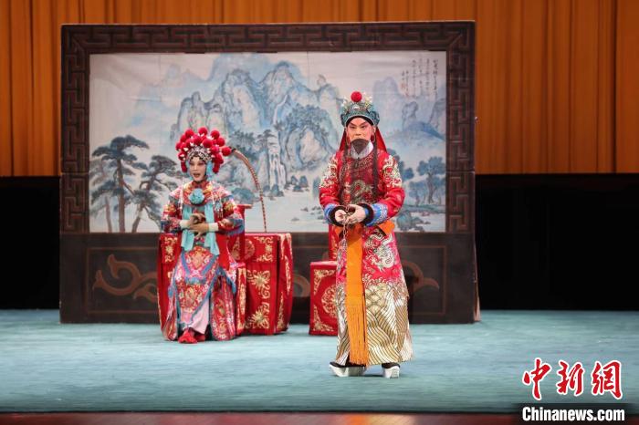 图为京津冀戏曲展演季开幕式演出的河北梆子传统名戏《南北和》。　河北省河北梆子剧院供图