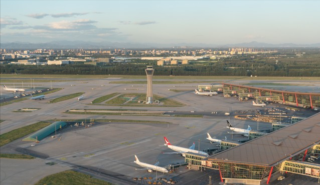 记者2月1日从北京首都国际机场获悉,1月,首都机场旅客吞吐量达543万
